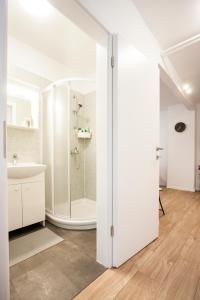 Ванная комната в Apartment Vlada beach area