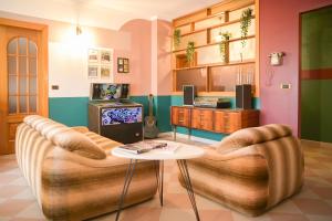 TV a/nebo společenská místnost v ubytování B&b Apartment 1970
