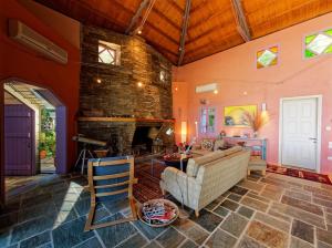 A seating area at Tsagkarada Country Estate with Pool