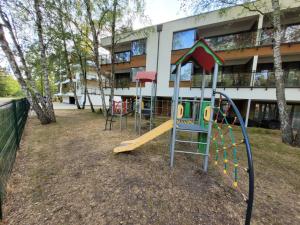 Herní místnost nebo prostor pro děti v ubytování Enklawa Mielno przy plaży - Szklane apartamenty