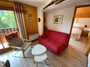 Posteľ alebo postele v izbe v ubytovaní Appartement paisible à Châtel avec Multi Pass dès 3€/jour, proche centre et jardin d'enfants - FR-1-693-12