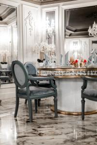Posezení v ubytování Hotel Aristocrat