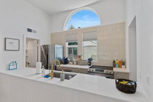 Fotografie z fotogalerie ubytování Stylish Phoenix Townhome - Foosball Table, Laundry, Parking! v destinaci Phoenix