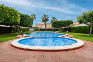 Fotografie z fotogalerie ubytování Apartamento con piscina Los Altos v destinaci Torrevieja