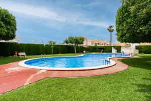 Fotografie z fotogalerie ubytování Apartamento con piscina Los Altos v destinaci Torrevieja