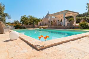 The swimming pool at or close to Trullo Milù with Pool