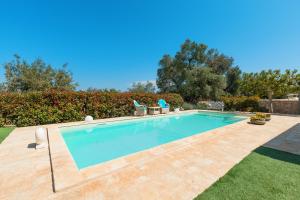 The swimming pool at or close to Trullo Milù with Pool