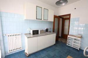 Dapur atau dapur kecil di Dalla Nonna Casa Vacanze +17 gambar