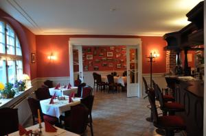 Posezení v ubytování Hotel & Restaurant Märkische Schweiz