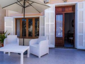 Fotografie z fotogalerie ubytování Maison de vacances à 3 min de la plage avec Wi-Fi, patio et équipements pour enfants - ES-266-1 v destinaci Santa Margalida