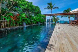 Bazén v ubytování Pavilion Pool Residence Samui - SHA Extra Plus nebo v jeho okolí