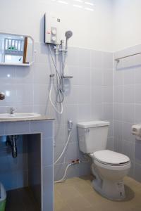Koupelna v ubytování Krabi Pitta House