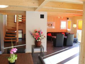 Fotografie z fotogalerie ubytování Chalet in Hohentauern Styria with sauna v destinaci Hohentauern