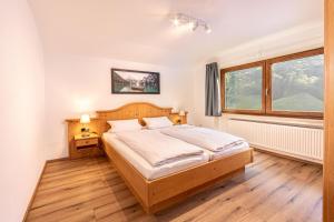 Voodi või voodid majutusasutuse Ferienwohnung Kaiser Karl toas