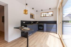 Dapur atau dapur kecil di Apart Feine Zeit - Apartment Waldele