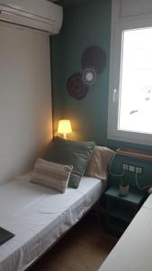 Posteľ alebo postele v izbe v ubytovaní Atico of 3 rooms, total 130m² just for you with a 60 m² terrace, swimming pool, mountain and marina view.
