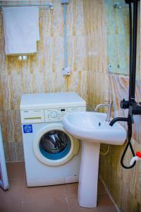 Mynd úr myndasafni af Homely 1-Bed-Apt With 24hrs Power & Fast Internet í Lagos