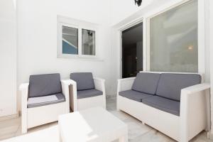 Zdjęcie z galerii obiektu Apartment, close to the beach and sea views, in Marbella w Marbelli