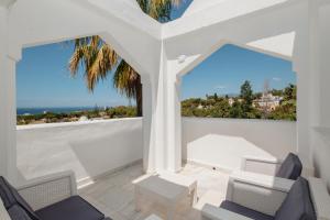 Posedenie v ubytovaní Apartment, close to the beach and sea views, in Marbella