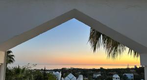Zdjęcie z galerii obiektu Apartment, close to the beach and sea views, in Marbella w Marbelli