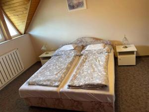 Posteľ alebo postele v izbe v ubytovaní Apartments in Gyenesdias - Balaton 39946