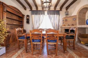 Posedenie v ubytovaní Villa de alquiler vacacional en Nerja Calle Solana