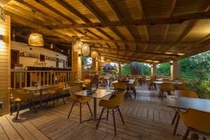 Restaurace v ubytování Morena Resort