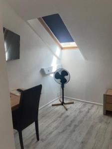 TV a/nebo společenská místnost v ubytování Hotel Lübecker Hof