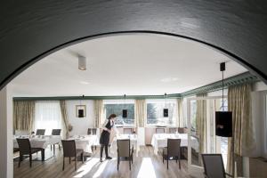 TV o dispositivi per l'intrattenimento presso Chalet Hotel Hartmann - Adults Only