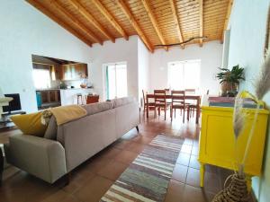 Χώρος καθιστικού στο Casa Koala - Lovely villa with pool