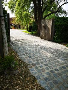 Fotografie z fotogalerie ubytování Casa Leone near Bruges with jacuzzi & parking v destinaci Ruddervoorde