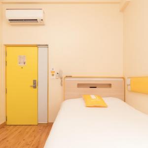 Bloomrooms @ New Delhi Railway Station客房内的一张或多张床位