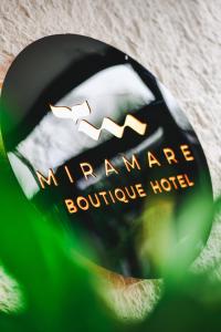 ヴロラにあるMiramare Boutique Hotelのギャラリーの写真 +95枚の写真