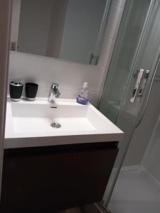 Ένα μπάνιο στο Appartement La Baule Le Cocon des Lilas