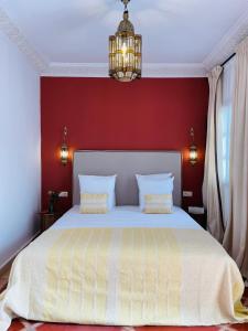 Postel nebo postele na pokoji v ubytování Riad Deha & Spa