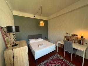 Posteľ alebo postele v izbe v ubytovaní SERENITE - Appartement climatisé au calme - WIFI