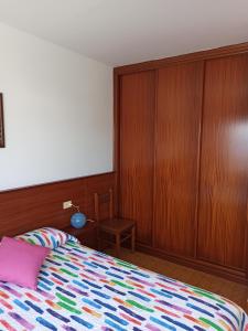 Posteľ alebo postele v izbe v ubytovaní Casa en Puerto de Bares