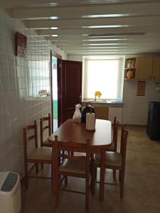 Kuchyňa alebo kuchynka v ubytovaní Casa en Puerto de Bares
