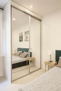 Posteľ alebo postele v izbe v ubytovaní Cozy Studio perfect for couples, Cracow Old Town