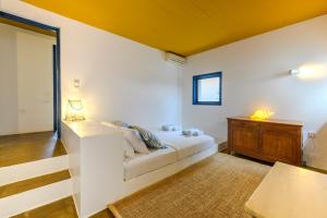 Posezení v ubytování Hidesign Athens Villa In Sounio