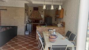 Eldhús eða eldhúskrókur á Villa Naima