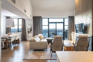 Zona d'estar a Horizon 306/Spacious Penthouse with View