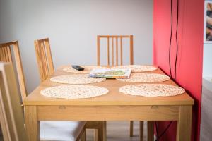 Fotografia z galérie ubytovania Apartament Widok Cieplice v destinácii Jelenia Góra
