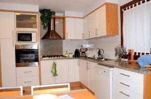 Η κουζίνα ή μικρή κουζίνα στο Can Coll Peratallada