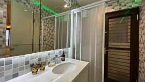 Kamar mandi di 心適都蘭Comfy Inn, Dulan