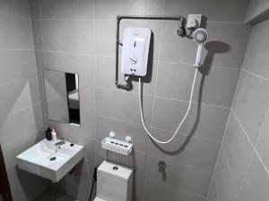 Koupelna v ubytování Menara Sentral at Juru Sentral