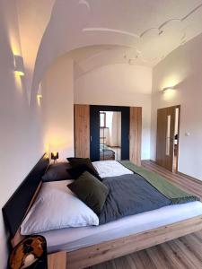 Posteľ alebo postele v izbe v ubytovaní Apartmán Viki