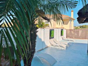 Zdjęcie z galerii obiektu Luxury Sunny Villa w Maladze