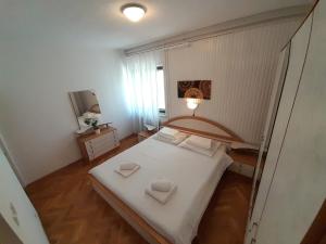 Gallery image of Rooms Biserka in Baška