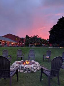 Gallery image of Cedar Hill Lodge in Saint Ignace